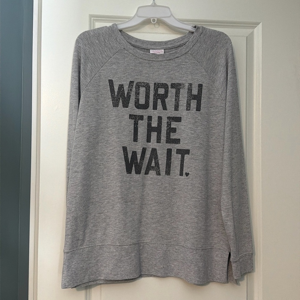 Maternity sweatshirt